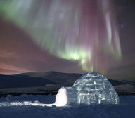 Canvas-taulu Iglu ja revontulet 313