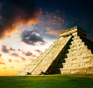 Canvas-taulu Maya Pyramidi Chichen Itza 175