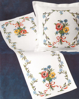 Kirjontapakkaus Kauniita kukkia